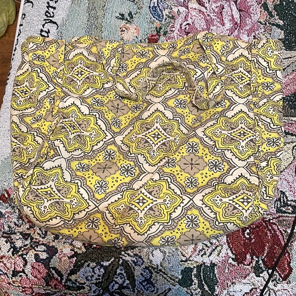 Gap yellow and white tote bag